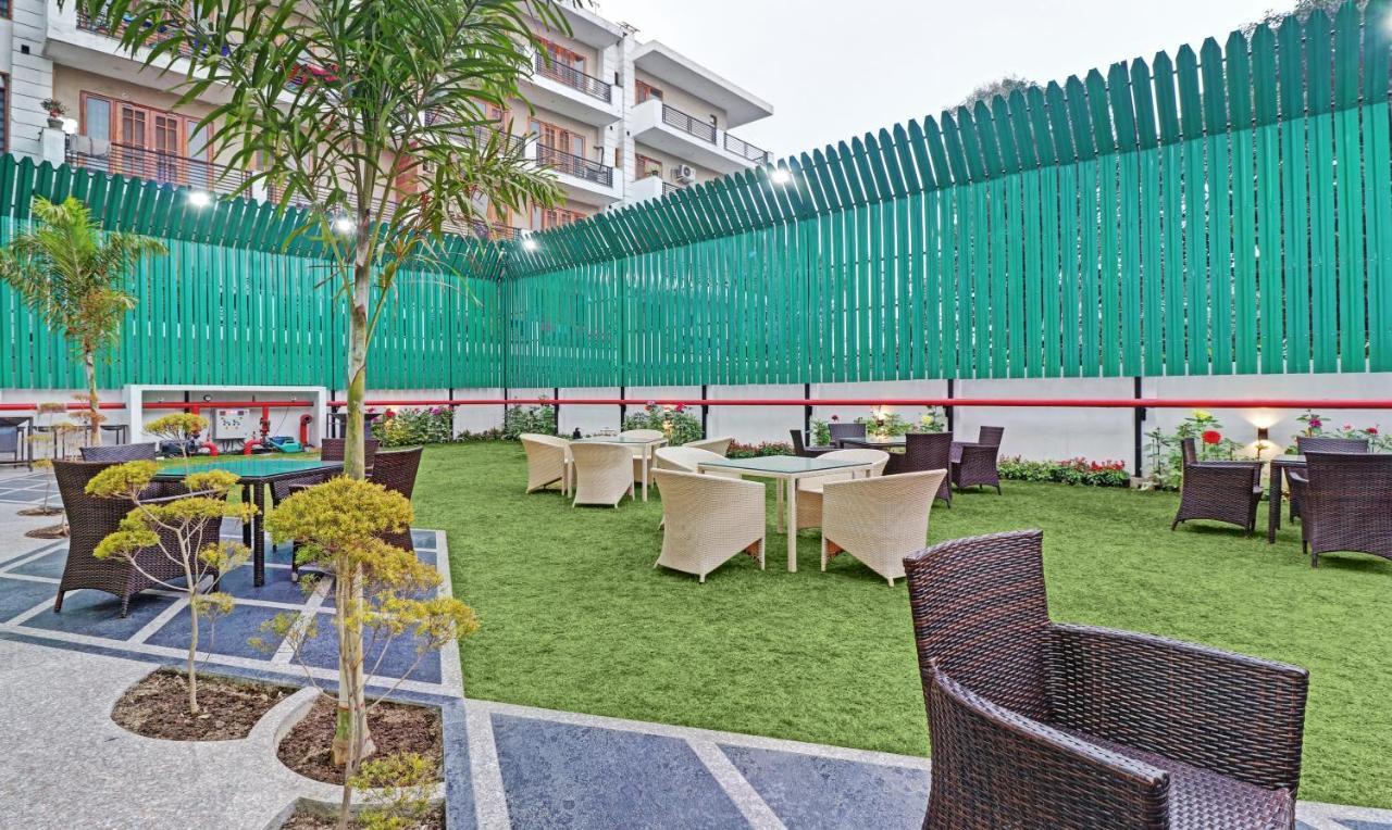 Treebo Kanopy Greens Hotel Dehradun Exterior photo